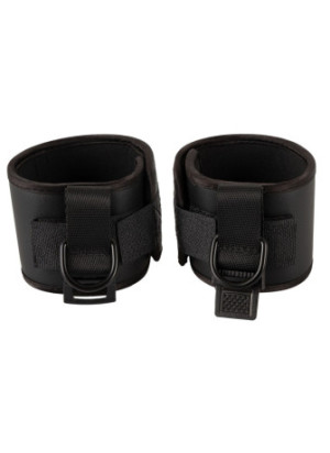 Cuffs Spank me